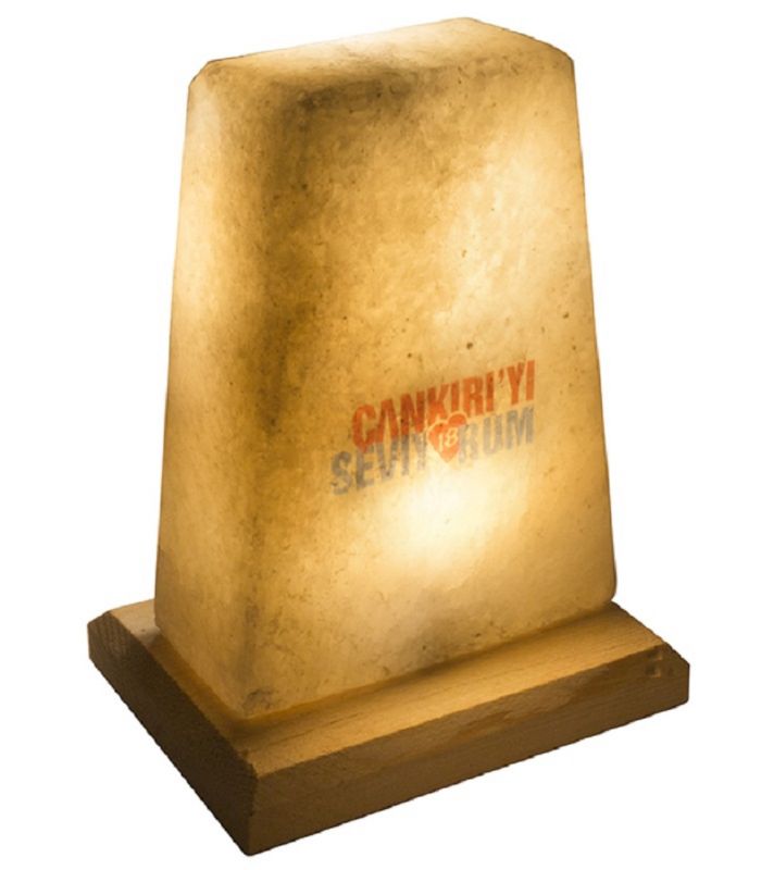 Salzlampe mit der Aufschrift „Ich liebe Çankırı“