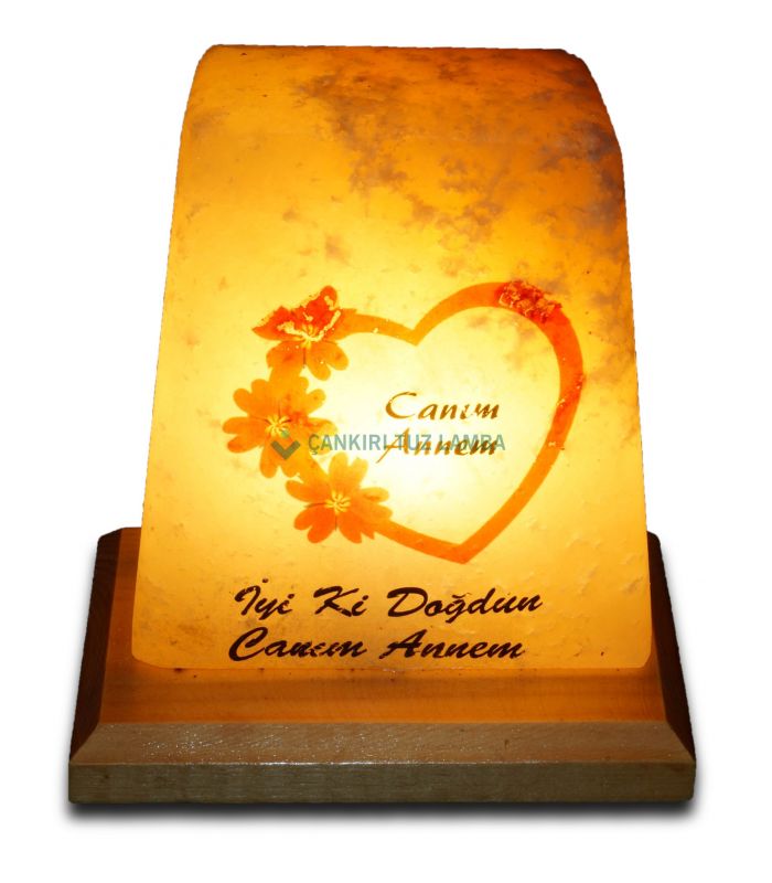 Salzlampe mit Aufschrift „Meine liebe Mama“